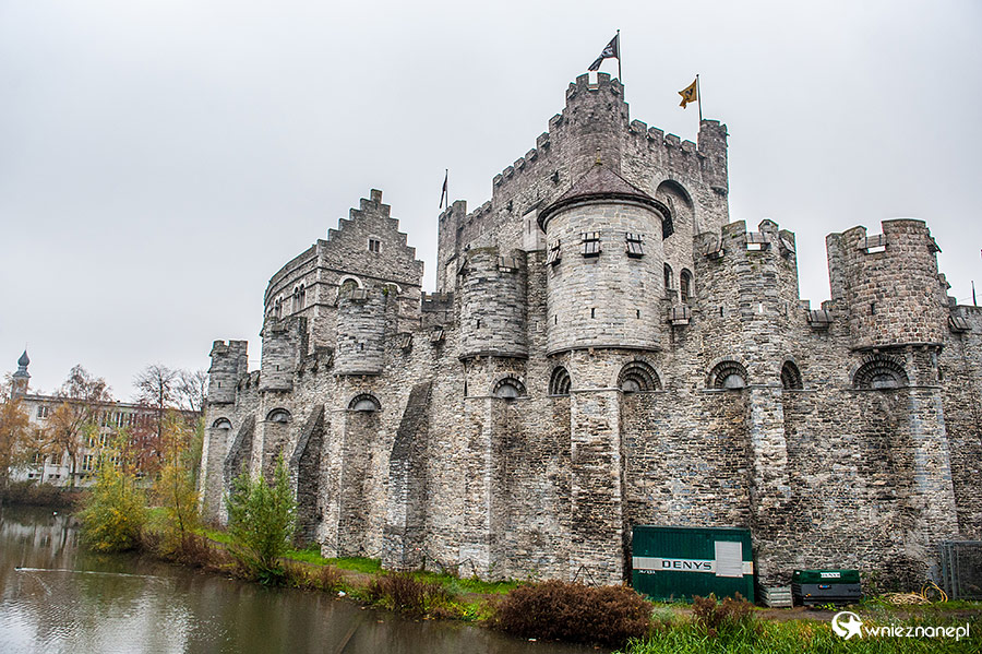 Gandawa (Gent). Zamek Gravensteen. - foto: wnieznane.pl Gandawa (Gent). Zamek Gravensteen. - foto: wnieznane.pl