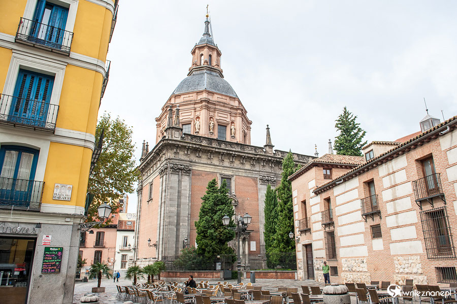 Madryt. Kościół w dzielnicy Rastro. - foto: wnieznane.pl Madryt. Kościół w dzielnicy Rastro. - foto: wnieznane.pl