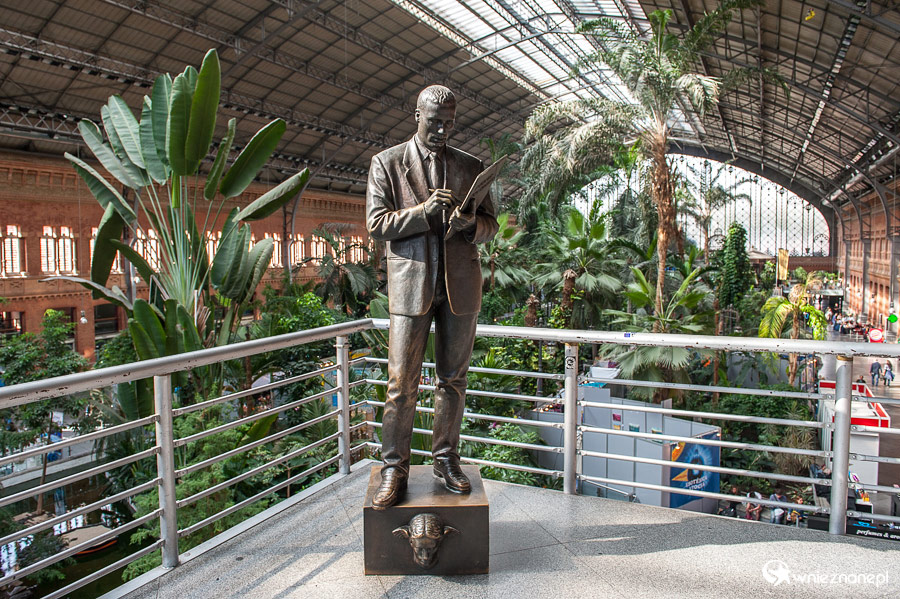 Madryt. W budynku dworca Atocha. - foto: wnieznane.pl Madryt. W budynku dworca Atocha. - foto: wnieznane.pl