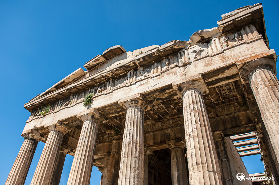 Ateny. Na terenie starożytnej Agory. Widok na Tezejon. - foto: wnieznane.pl Ateny. Na terenie starożytnej Agory. Widok na Tezejon. - foto: wnieznane.pl