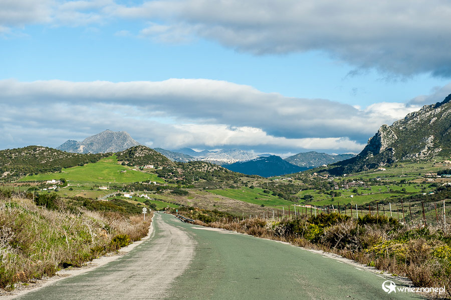 Andaluzja. Malownicza droga do Casares. - foto: wnieznane.pl Andaluzja. Malownicza droga do Casares. - foto: wnieznane.pl