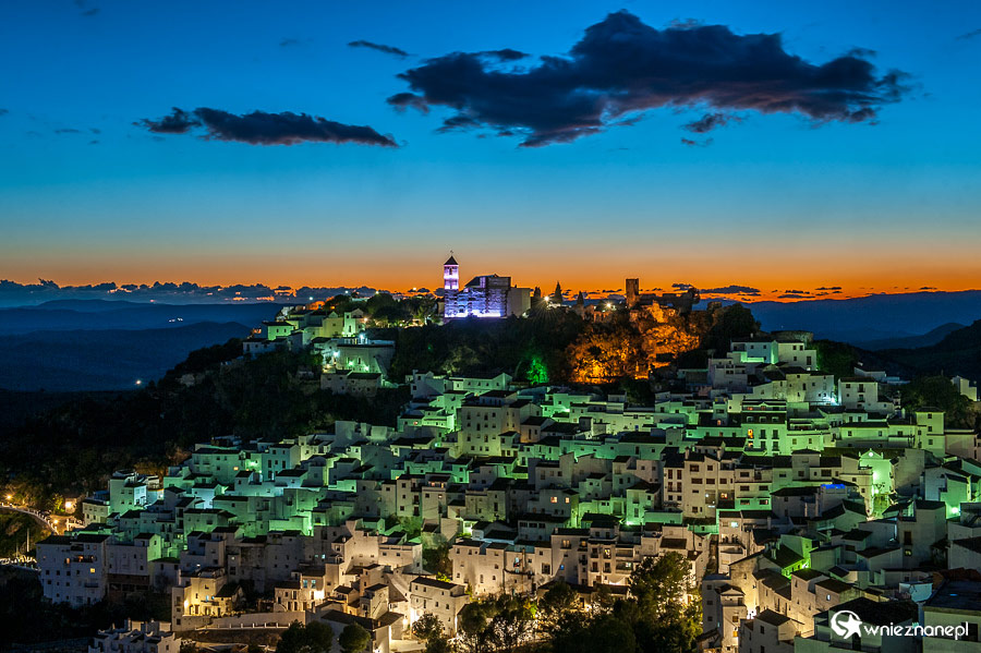 Andaluzja. Piękny zachód słońca w Casares. - foto: wnieznane.pl Andaluzja. Piękny zachód słońca w Casares. - foto: wnieznane.pl