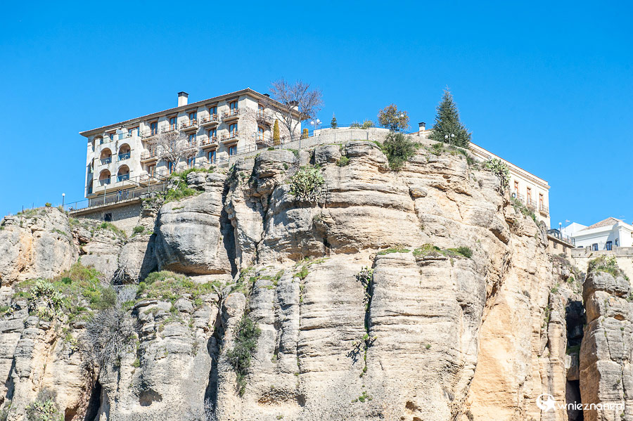 Ronda. Widok na wąwóz El Tajo. - foto: wnieznane.pl Ronda. Widok na wąwóz El Tajo. - foto: wnieznane.pl