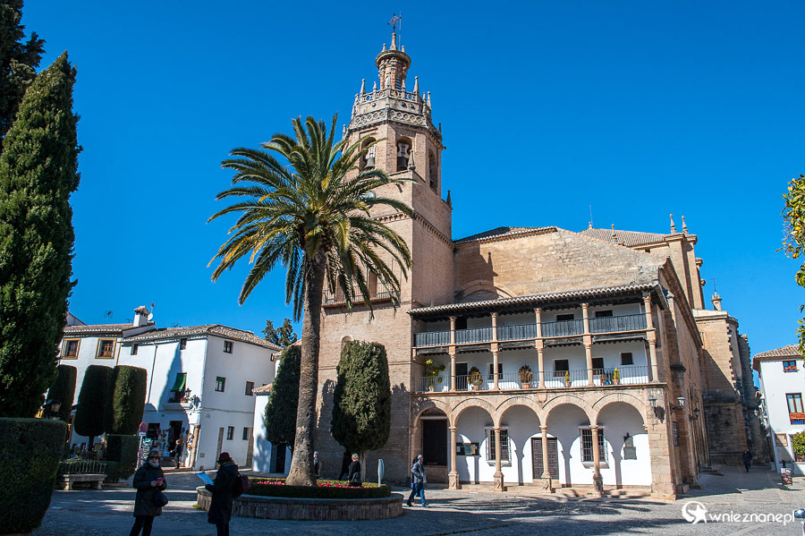 Ronda. Wspaniały Iglesia Santa Maria la Mayor. - foto: wnieznane.pl Ronda. Wspaniały Iglesia Santa Maria la Mayor. - foto: wnieznane.pl