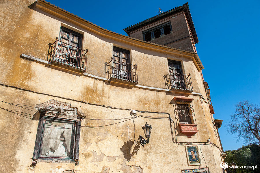 Ronda. Przy muzeum Casa del Rey Moro. - foto: wnieznane.pl Ronda. Przy muzeum Casa del Rey Moro. - foto: wnieznane.pl