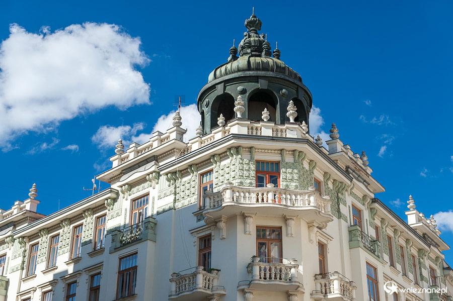 Brno. Ładne kamienice na Rynku. - foto: wnieznane.pl Brno. Ładne kamienice na Rynku. - foto: wnieznane.pl