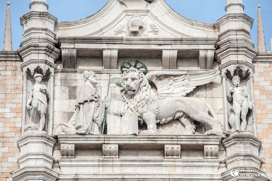 Wenecja. Wenecki lew. - foto: wnieznane.pl Wenecja. Wenecki lew. - foto: wnieznane.pl