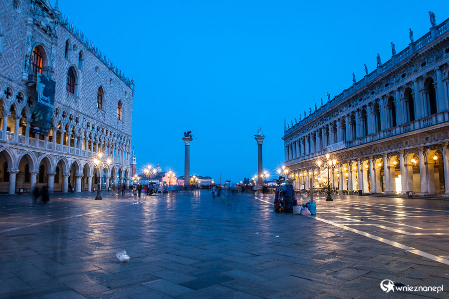 Wenecja. Piazzetta San Marco o zachodzie słońca. - foto: wnieznane.pl Wenecja. Piazzetta San Marco o zachodzie słońca. - foto: wnieznane.pl