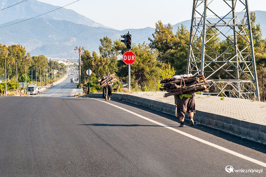 Oludeniz. Droga do Fethiye. - foto: wnieznane.pl Oludeniz. Droga do Fethiye. - foto: wnieznane.pl