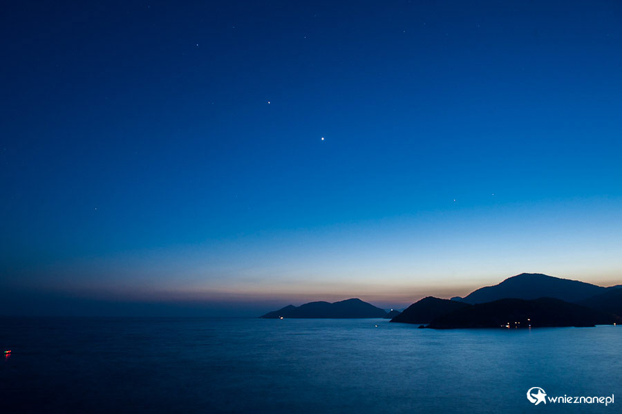 Oludeniz. Gwiazdy nad Morzem Śródziemnym. - foto: wnieznane.pl Oludeniz. Gwiazdy nad Morzem Śródziemnym. - foto: wnieznane.pl