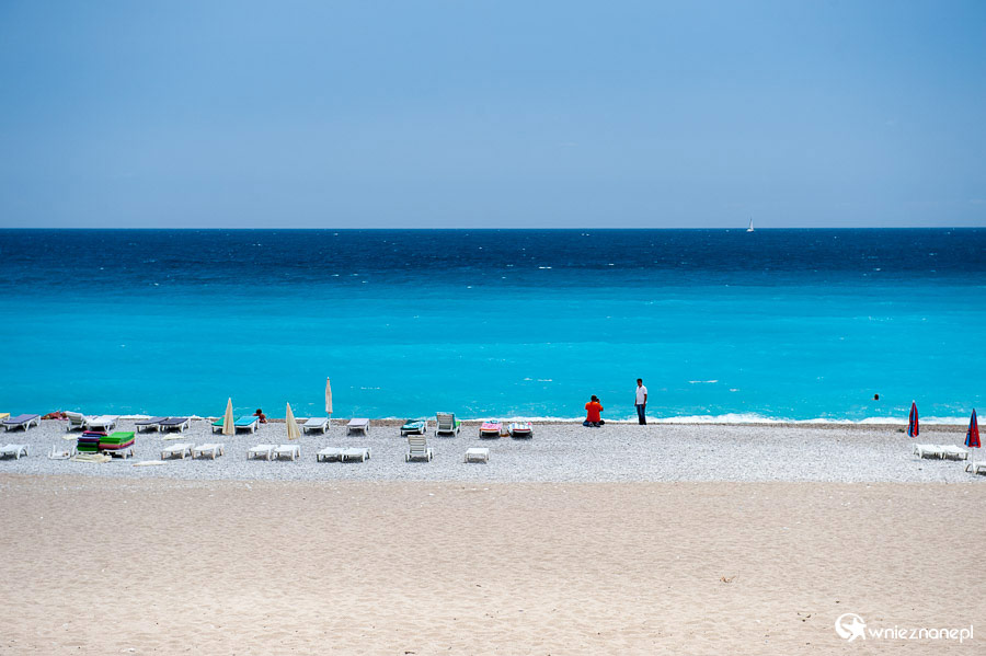 Oludeniz. Żwirkowo-kamienista plaża publiczna. - foto: wnieznane.pl Oludeniz. Żwirkowo-kamienista plaża publiczna. - foto: wnieznane.pl