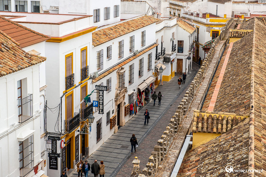 Kordoba. Widok na miasto z wieży katedralnej. - foto: wnieznane.pl Kordoba. Widok na miasto z wieży katedralnej. - foto: wnieznane.pl