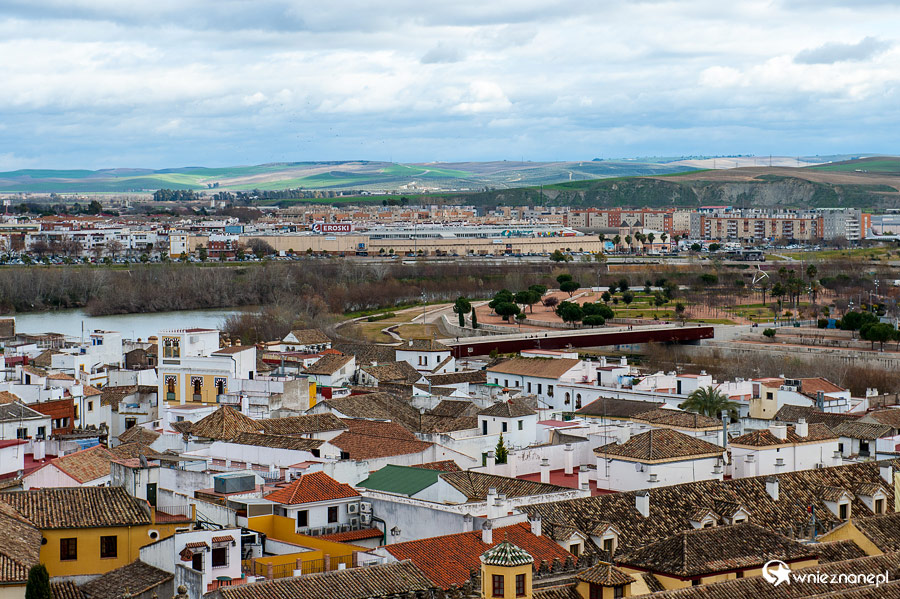 Kordoba. Widok na miasto z wieży katedralnej. - foto: wnieznane.pl Kordoba. Widok na miasto z wieży katedralnej. - foto: wnieznane.pl