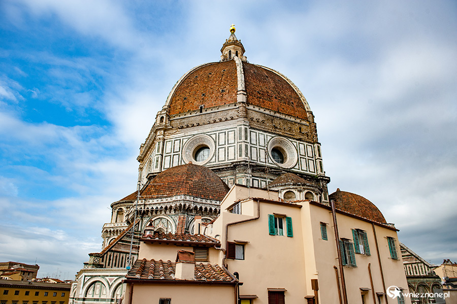 Florencja. Widok na Katedrę Santa Maria del Fiore. - foto: wnieznane.pl Florencja. Widok na Katedrę Santa Maria del Fiore. - foto: wnieznane.pl