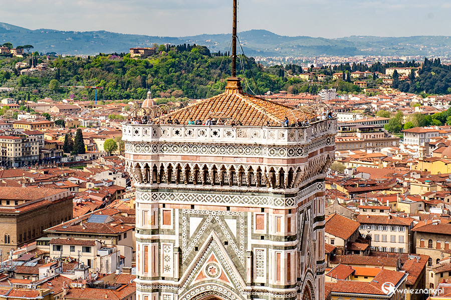 Florencja. Taras widokowy na Campanile di Giotto. - foto: wnieznane.pl Florencja. Taras widokowy na Campanile di Giotto. - foto: wnieznane.pl