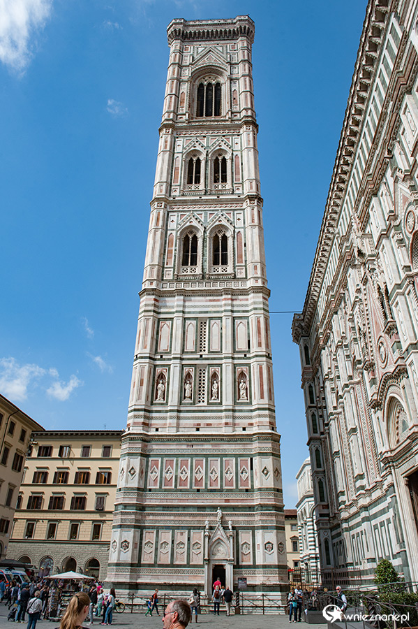 Florencja. Campanile di Giotto - wieża katedralna. - foto: wnieznane.pl Florencja. Campanile di Giotto - wieża katedralna. - foto: wnieznane.pl