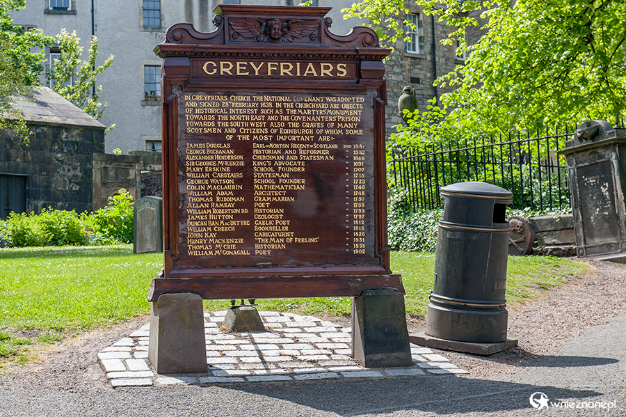 Edynburg. Cmentarz Greyfriars Kirkyard. - foto: wnieznane.pl Edynburg. Cmentarz Greyfriars Kirkyard. - foto: wnieznane.pl