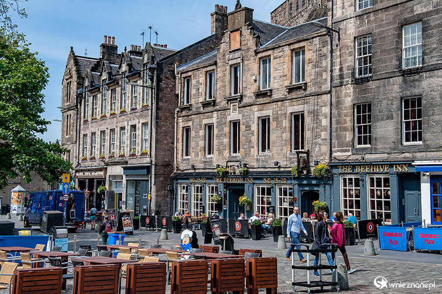 Edynburg. Wzdłuż Grassmarket. - foto: wnieznane.pl Edynburg. Wzdłuż Grassmarket. - foto: wnieznane.pl