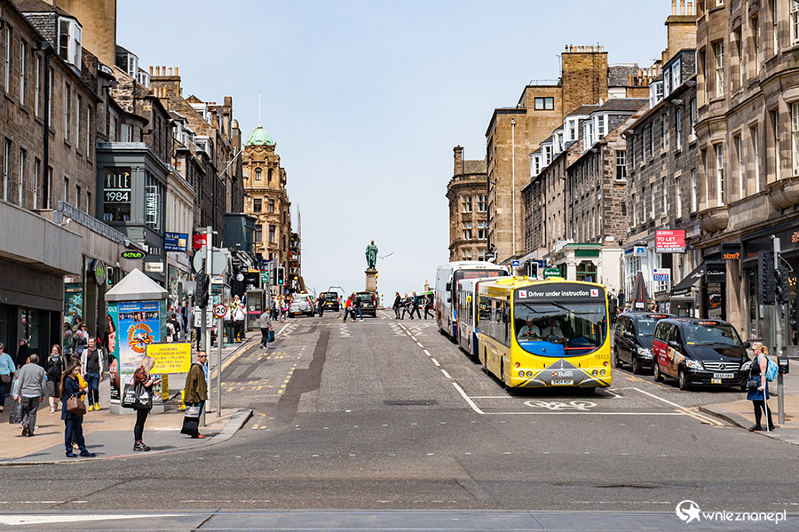Edynburg. Niedaleko Princes Street Gardens. - foto: wnieznane.pl Edynburg. Niedaleko Princes Street Gardens. - foto: wnieznane.pl