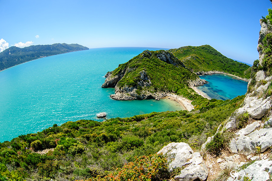 Korfu. Plaże Porto Timoni niedaleko Afionas. - foto: wnieznane.pl Korfu. Plaże Porto Timoni niedaleko Afionas. - foto: wnieznane.pl