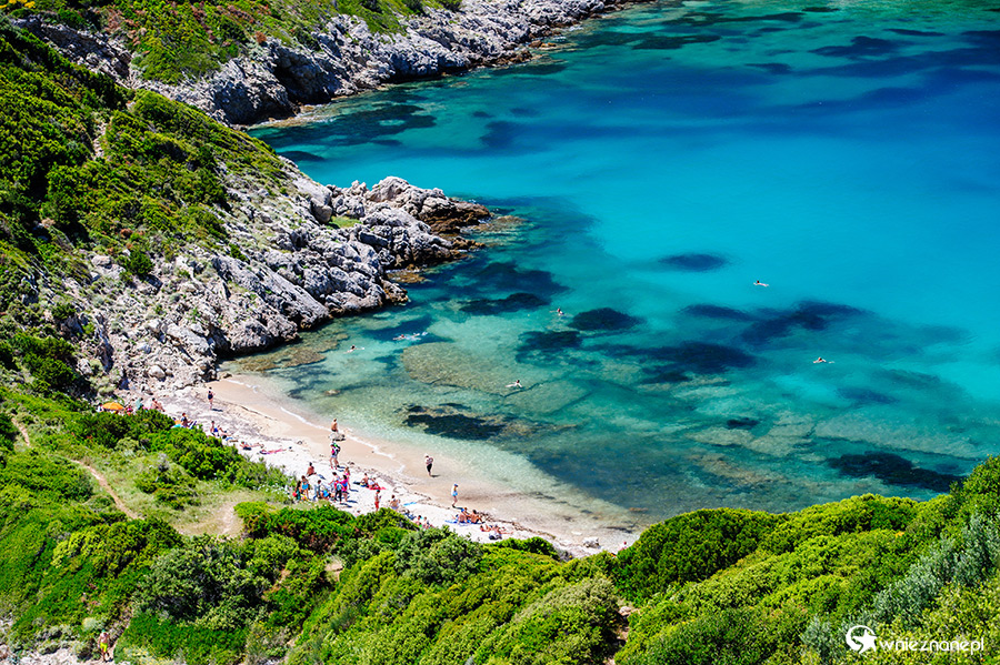 Korfu. Plaże Porto Timoni niedaleko Afionas. - foto: wnieznane.pl Korfu. Plaże Porto Timoni niedaleko Afionas. - foto: wnieznane.pl