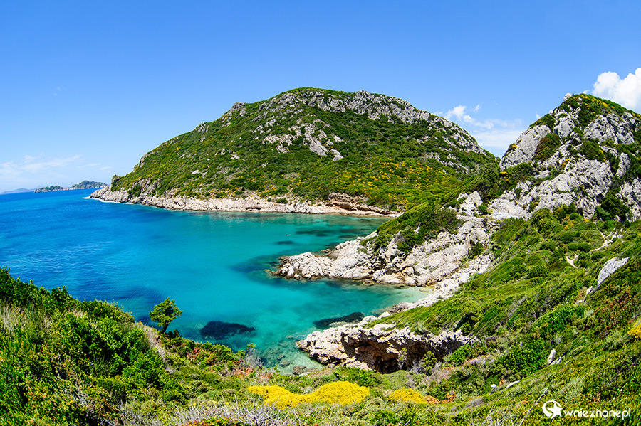 Korfu. W drodze na plażę Porto Timoni niedaleko Afionas. - foto: wnieznane.pl Korfu. W drodze na plażę Porto Timoni niedaleko Afionas. - foto: wnieznane.pl