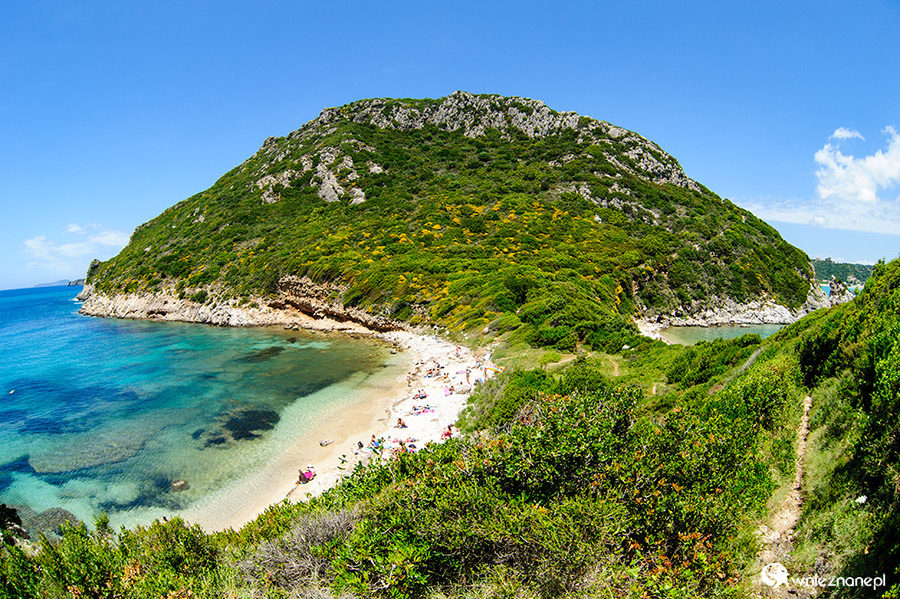 Korfu. W drodze na plażę Porto Timoni niedaleko Afionas. - foto: wnieznane.pl Korfu. W drodze na plażę Porto Timoni niedaleko Afionas. - foto: wnieznane.pl
