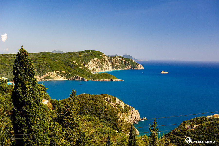 Korfu. Widok z Lakones na wybrzeże. - foto: wnieznane.pl Korfu. Widok z Lakones na wybrzeże. - foto: wnieznane.pl