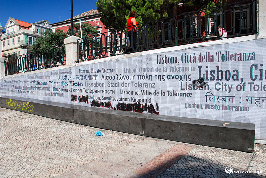 Lizbona. Largo São Domingos (nieopodal Rossio). - foto: wnieznane.pl Lizbona. Largo São Domingos (nieopodal Rossio). - foto: wnieznane.pl