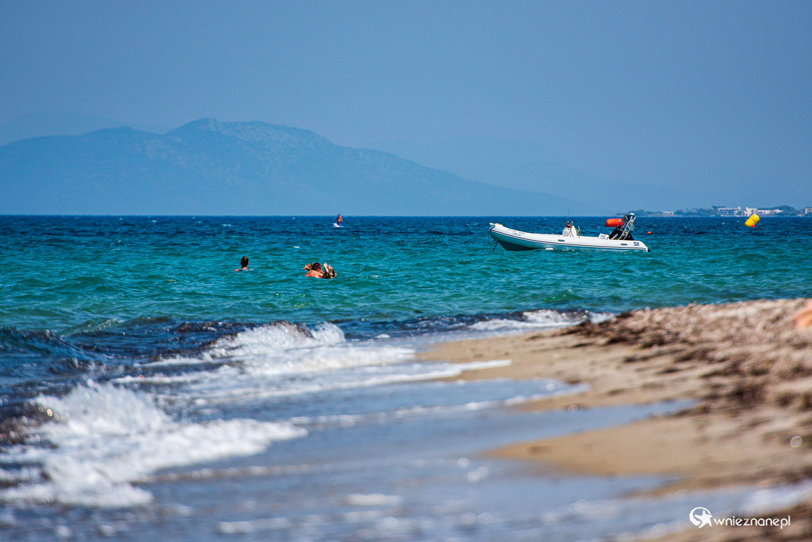 Kos. Na plazy w okolicy Tigaki. - foto: wnieznane.pl Kos. Na plazy w okolicy Tigaki. - foto: wnieznane.pl