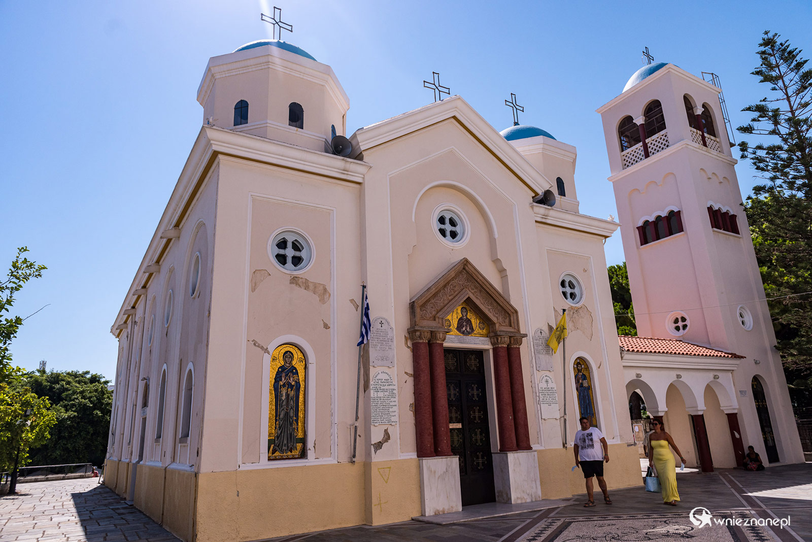 Kos. Kościół Agia Paraskevi w stolicy wyspy mocno ucierpiał w wyniku trzęsienia ziemi. - foto: wnieznane.pl Kos. Kościół Agia Paraskevi w stolicy wyspy mocno ucierpiał w wyniku trzęsienia ziemi. - foto: wnieznane.pl