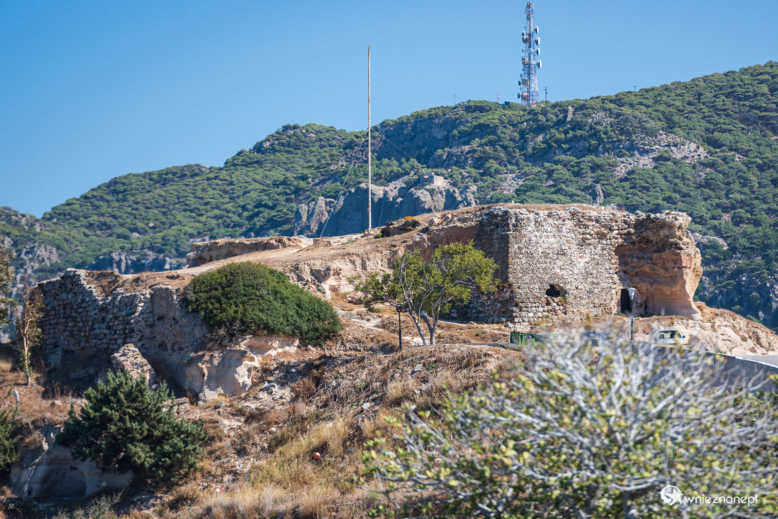 Kos. Ruiny zamku w Kefalos. - foto: wnieznane.pl Kos. Ruiny zamku w Kefalos. - foto: wnieznane.pl