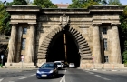 Budapeszt. Tunel z XIX w. pod Wzgórzem Zamkowym. - foto: wnieznane.pl Budapeszt. Tunel z XIX w. pod Wzgórzem Zamkowym. - foto: wnieznane.pl