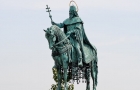 Budapeszt. Konny pomnik króla Węgier św. Stefana. - foto: wnieznane.pl Budapeszt. Konny pomnik króla Węgier św. Stefana. - foto: wnieznane.pl