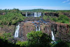 Brazylia. Parque Nacional Do Iguacu. W marcu poziom wody stopniowo opada, co ma przełożenie na efektowność wodospadów. - foto: wnieznane.pl Brazylia. Parque Nacional Do Iguacu. W marcu poziom wody stopniowo opada, co ma przełożenie na efektowność wodospadów. - foto: wnieznane.pl