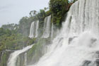 Argentyna. Parque Nacional Iguazu. Tutaj naprawdę można poczuć na sobie siłę wodospadu. - foto: wnieznane.pl Argentyna. Parque Nacional Iguazu. Tutaj naprawdę można poczuć na sobie siłę wodospadu. - foto: wnieznane.pl