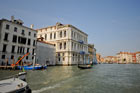 Wenecja. Piękny pałac Ca' Pesaro, zbudowany nad Canal Grande. - foto: wnieznane.pl Wenecja. Piękny pałac Ca' Pesaro, zbudowany nad Canal Grande. - foto: wnieznane.pl