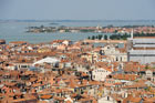 Wenecja. Fantastyczna panorama miasta widziana z Campanile di San Marco. - foto: wnieznane.pl Wenecja. Fantastyczna panorama miasta widziana z Campanile di San Marco. - foto: wnieznane.pl