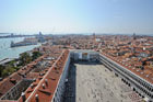 Wenecja. Piazza San Marco widziany z Campanile di San Marco. - foto: wnieznane.pl Wenecja. Piazza San Marco widziany z Campanile di San Marco. - foto: wnieznane.pl