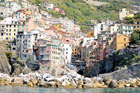 Cinque Terre. Piękna miejscowość Riomaggiore. - foto: wnieznane.pl Cinque Terre. Piękna miejscowość Riomaggiore. - foto: wnieznane.pl