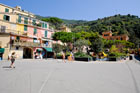 Cinque Terre. Zabytkowa część miejscowości Monterosso. - foto: wnieznane.pl Cinque Terre. Zabytkowa część miejscowości Monterosso. - foto: wnieznane.pl