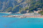 Cinque Terre. Widok na Morze Śródziemne i plażę w Monterosso. - foto: wnieznane.pl Cinque Terre. Widok na Morze Śródziemne i plażę w Monterosso. - foto: wnieznane.pl