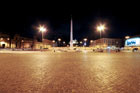 Rzym. Pusty późnym wieczorem Plac Ludu (Piazza del Popolo). - foto: wnieznane.pl Rzym. Pusty późnym wieczorem Plac Ludu (Piazza del Popolo). - foto: wnieznane.pl