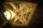 Watykan. Bogato zdobione sklepienie w muzeach watykańskich. - foto: wnieznane.pl Watykan. Bogato zdobione sklepienie w muzeach watykańskich. - foto: wnieznane.pl