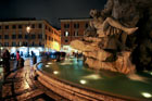 Rzym. Fontanna Czterech Rzek (Fontana dei Quattro Fiumi) na Piazza Navona. - foto: wnieznane.pl Rzym. Fontanna Czterech Rzek (Fontana dei Quattro Fiumi) na Piazza Navona. - foto: wnieznane.pl