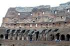 Rzym. Wnętrze największego starożytnego amfiteatru na świecie - Koloseum. - foto: wnieznane.pl Rzym. Wnętrze największego starożytnego amfiteatru na świecie - Koloseum. - foto: wnieznane.pl