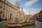 Rzym. Fontana del moro zbudowana przez Lorenzo Berniniego na Piazza Navona. - foto: wnieznane.pl Rzym. Fontana del moro zbudowana przez Lorenzo Berniniego na Piazza Navona. - foto: wnieznane.pl