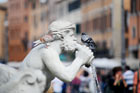 Rzym. Fontana del Moro zbudowana przez Lorenzo Berniniego na Piazza Navona. - foto: wnieznane.pl Rzym. Fontana del Moro zbudowana przez Lorenzo Berniniego na Piazza Navona. - foto: wnieznane.pl
