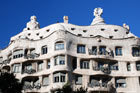 Barcelona. Majestatyczna Casa Milà zwana La Pedrera. Dzieło Gaudiego. - foto: wnieznane.pl Barcelona. Majestatyczna Casa Milà zwana La Pedrera. Dzieło Gaudiego. - foto: wnieznane.pl