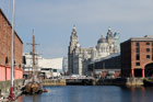 Liverpool. Widok z Doków Alberta na "Trzy Gracje" - Cunard, Royal Liver i Port of Liverpool. - foto: wnieznane.pl Liverpool. Widok z Doków Alberta na "Trzy Gracje" - Cunard, Royal Liver i Port of Liverpool. - foto: wnieznane.pl